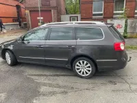 Second-hand VW Passat Comfortline 140 CP (102 kW) 2008 Maro Berlinǎ