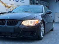 Gebraucht BMW 320 184 PS (135 kW) 2012 Schwarz Coupé