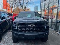 Neu Chevrolet Silverado 309 PS (227 kW) 2025 Schwarz SUV