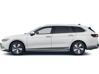 Gebraucht VW Passat IQ Drive 150 PS (110 kW) 2024 Pure white Kombi