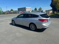 Usado Ford Focus Titanium 150 CV (110 kW) 2019 Plateado Familiar