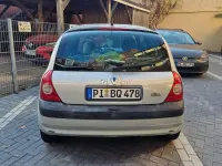 Używany Renault Clio II Authentique 58 KM (42 kW) 2002 Szary Sedan/Limuzyna