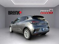 Neu Renault Clio V 91 PS (66 kW) 2025 Dolomit grau Limousine