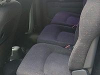 Gebraucht Hyundai Trajet GLS 136 PS (100 kW) 2004 Silber Van / Kleinbus