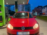 Gebraucht VW Golf VI 86 PS (63 kW) 2012 Rot Kleinwagen