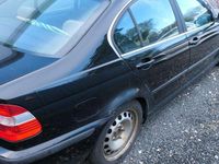Używany BMW 330 231 KM (169 kW) 2001 Czarny Sedan/Limuzyna