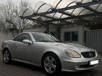 Gebraucht Mercedes SLK200 165 PS (121 kW) 2002 Silber Cabrio