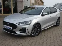 Używany Ford Focus ST-Line 116 KM (85 kW) 2025 Srebrny Sedan/Limuzyna