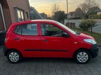 Gebraucht Hyundai i10 67 PS (49 kW) 2010 Rot Kleinwagen