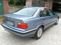Second-hand BMW 325 143 CP (105 kW) 1993 Mov Berlinǎ