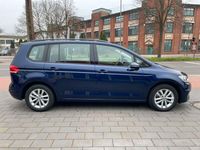 gebraucht VW Touran 1.6 TDI Comfortline DSG BMT/Start-Stopp