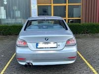 Second-hand BMW 520 Performance 170 CP (125 kW) 2004 Argintiu Berlinǎ