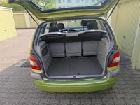 Second-hand Renault Scénic 107 CP (78 kW) 2000 Verde Monovolum