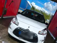 Gebraucht Citroën DS3 110 PS (80 kW) 2015 Weiß Kleinwagen