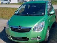 Gebraucht Opel Agila 86 PS (63 kW) 2009 Grün Kleinwagen