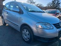 Gebraucht VW Fox Basis 54 PS (39 kW) 2007 Silber Kleinwagen