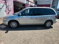 Gebraucht Chrysler Voyager 150 PS (110 kW) 2007 Silber Van / Kleinbus