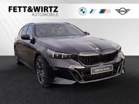 Neu BMW 520 M Sport 197 PS (144 kW) 2025 Black sapphire metallic Kombi
