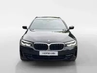 Gebraucht BMW 530 Sport Line 245 PS (180 kW) 2023 Saphirschwarz metallic Kombi