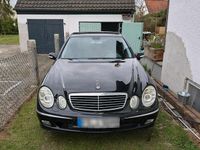 Gebraucht Mercedes E270 177 PS (130 kW) 2004 Schwarz Limousine