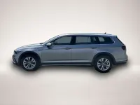 Gebraucht VW Passat Alltrack 200 PS (147 kW) 2022 Silber Kombi