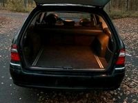 Gebraucht Mercedes E220 150 PS (110 kW) 2005 Schwarz Kombi