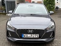 Gebraucht Hyundai i30 Style 136 PS (100 kW) 2018 Grau Limousine