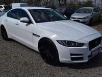 Gebraucht Jaguar XE Prestige 179 PS (131 kW) 2016 Weiß Limousine