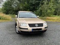 Gebraucht VW Passat 131 PS (96 kW) 2003 Gold Kombi