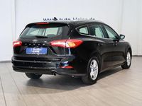 Używany Ford Focus Cool & Connect 101 KM (74 kW) 2020 Czarny Kombi