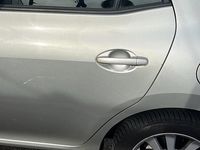 Gebraucht Toyota Auris 124 PS (91 kW) 2007 Silber Kleinwagen