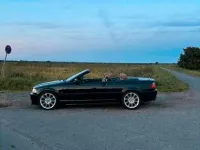 Gebraucht BMW 320 Cabriolet 170 PS (125 kW) 2001 Schwarz Cabrio