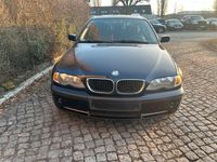 Gebraucht BMW 330 2001 Blau Kombi