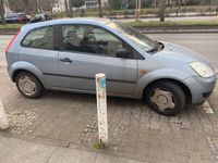 gebraucht Ford Fiesta 1.3