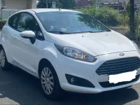 Gebraucht Ford Fiesta Trend 75 PS (55 kW) 2014 Weiß Kleinwagen