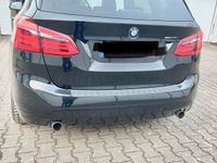 gebraucht BMW 220 d Active