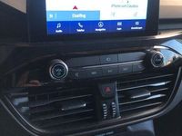 Gebraucht Ford Kuga ST-Line 224 PS (164 kW) 2022 Weiß SUV