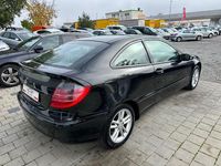 Gebraucht Mercedes C200 163 PS (119 kW) 2002 Schwarz Coupé