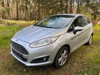 Usata Ford Fiesta 80 CV (58 kW) 2015 Argento Utilitaria