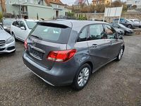 Gebraucht Mercedes B180 122 PS (89 kW) 2017 Grau Van / Kleinbus