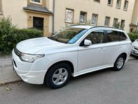 Gebraucht Mitsubishi Outlander 150 PS (110 kW) 2013 Weiß SUV