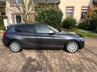 gebraucht BMW 118 i Urban Line / Leder/ SHZ/ Kurvenlicht