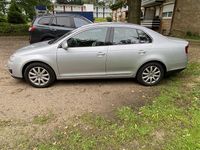 Gebraucht VW Jetta 150 PS (110 kW) 2006 Silber Limousine