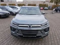 Neu SsangYong Korando Quartz 163 PS (119 kW) 2025 Grau SUV
