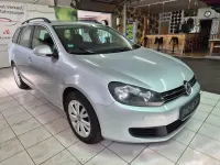 Gebraucht VW Golf VI Comfortline 105 PS (77 kW) 2011 Silber Kleinwagen