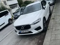 Gebraucht Volvo XC60 R-Design 235 PS (172 kW) 2019 Weiß SUV