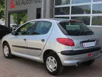 Gebraucht Peugeot 206 Premium 75 PS (55 kW) 2003 Grau Limousine