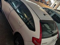 Gebraucht Citroën C4 96 PS (70 kW) 2010 Weiß Kombi