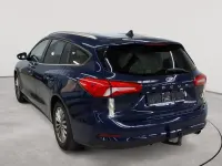 Gebraucht Ford Focus Titanium 120 PS (88 kW) 2020 Blau Kombi