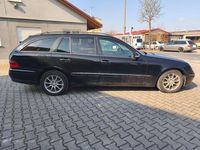 Gebraucht Mercedes E280 190 PS (139 kW) 2008 Schwarz Kombi
